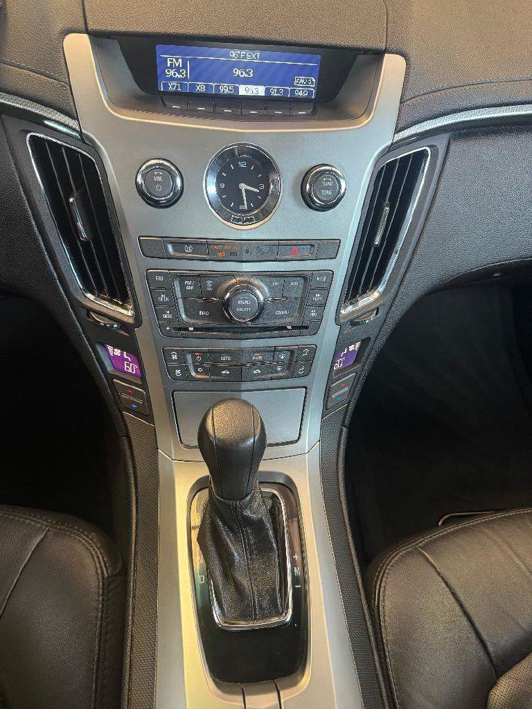 Used 2009 Cadillac CTS 3.6 RWD image 36