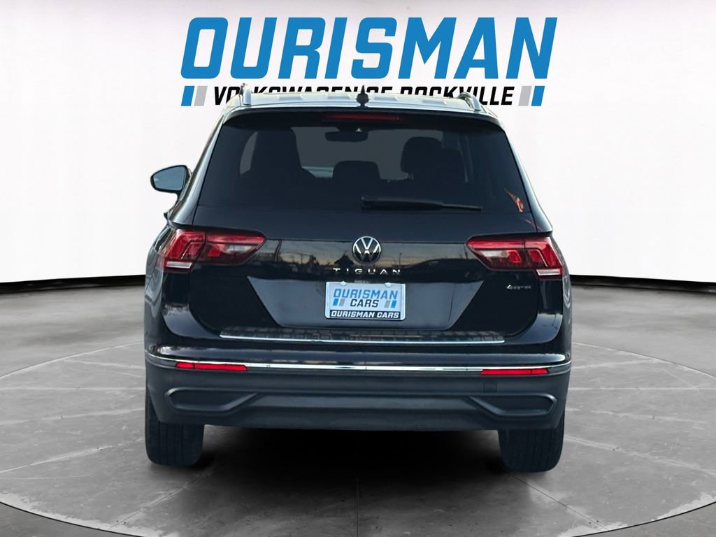 Used 2024 Volkswagen Tiguan Wolfsburg Edition image 5