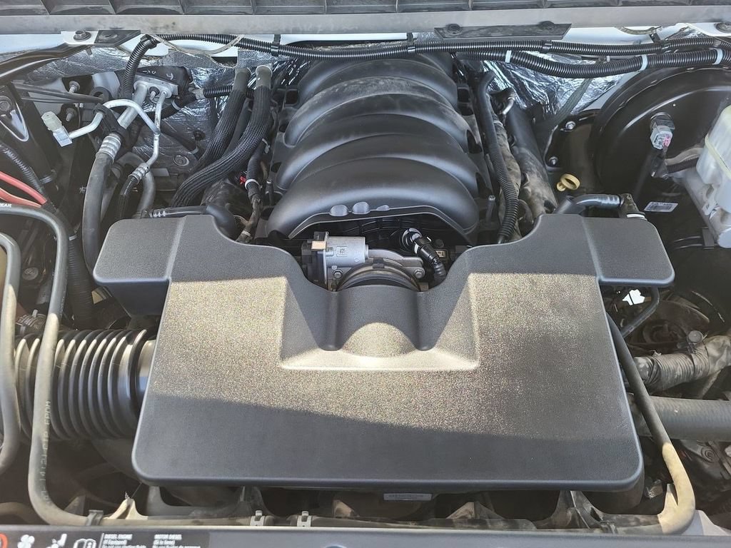 Used 2017 Chevrolet Silverado 1500 LTZ Z71 w/ LTZ Plus Package AWD/4WD image 36