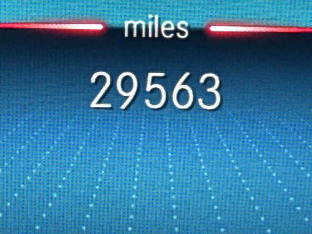 Used 2022 Mercedes-Benz EQB 350 4MATIC image 27