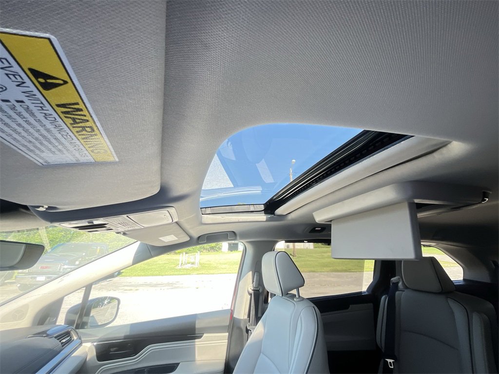Used 2025 Honda Odyssey Touring image 22