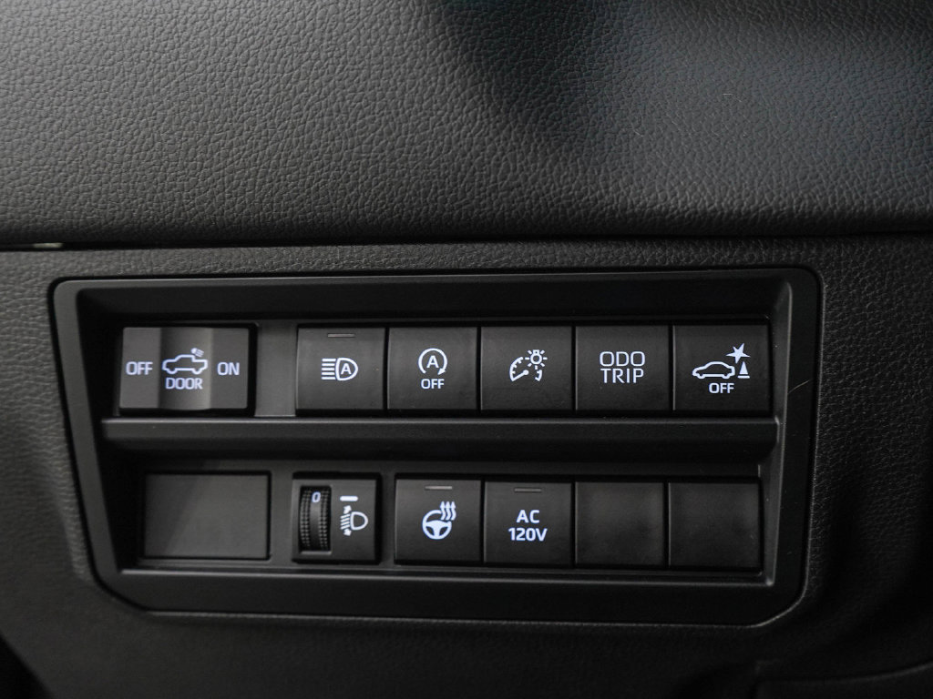 Used 2023 Toyota Tundra Limited AWD/4WD image 26