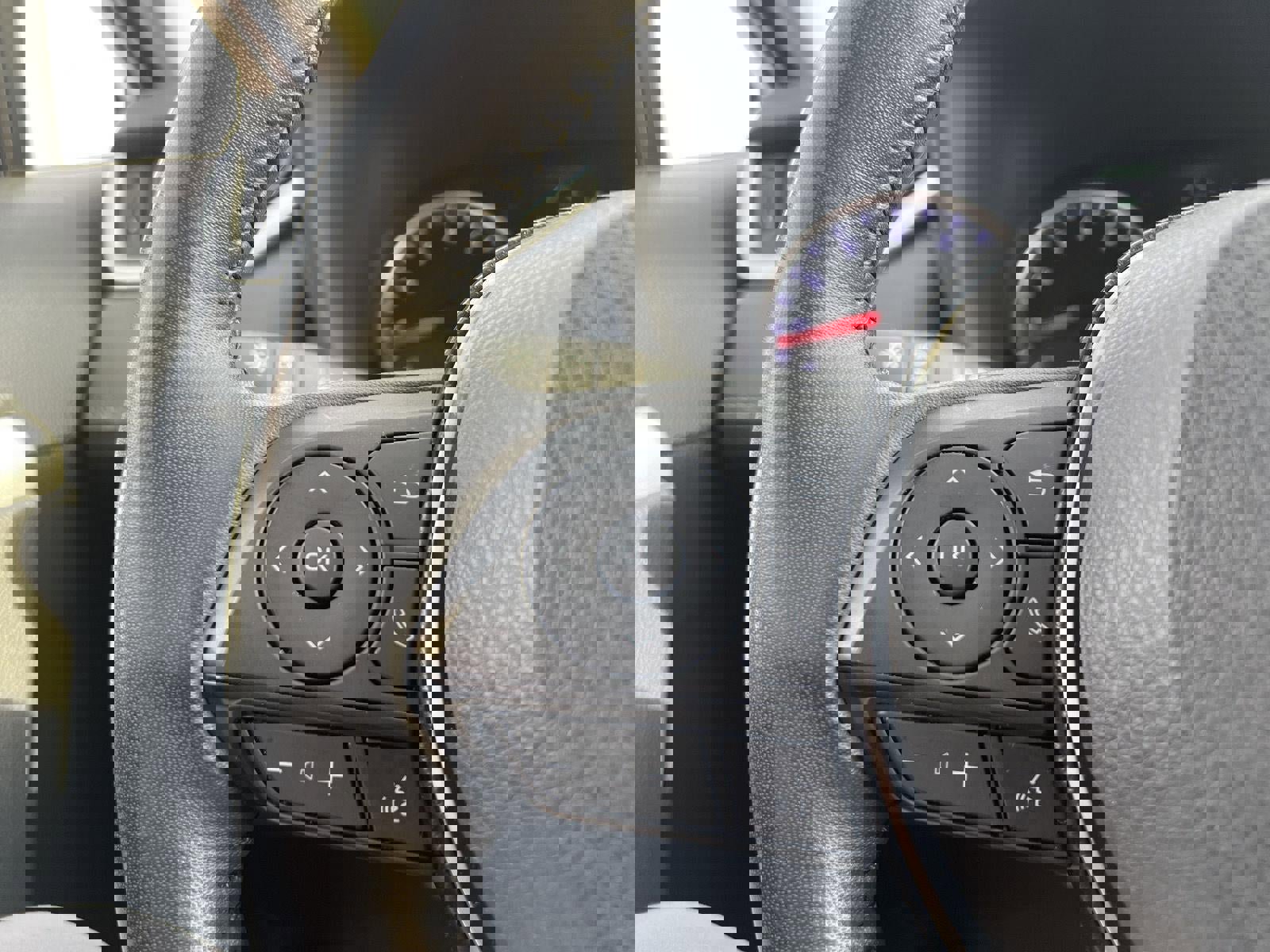 Used 2019 Toyota RAV4 XLE w/ Convenience Package image 26