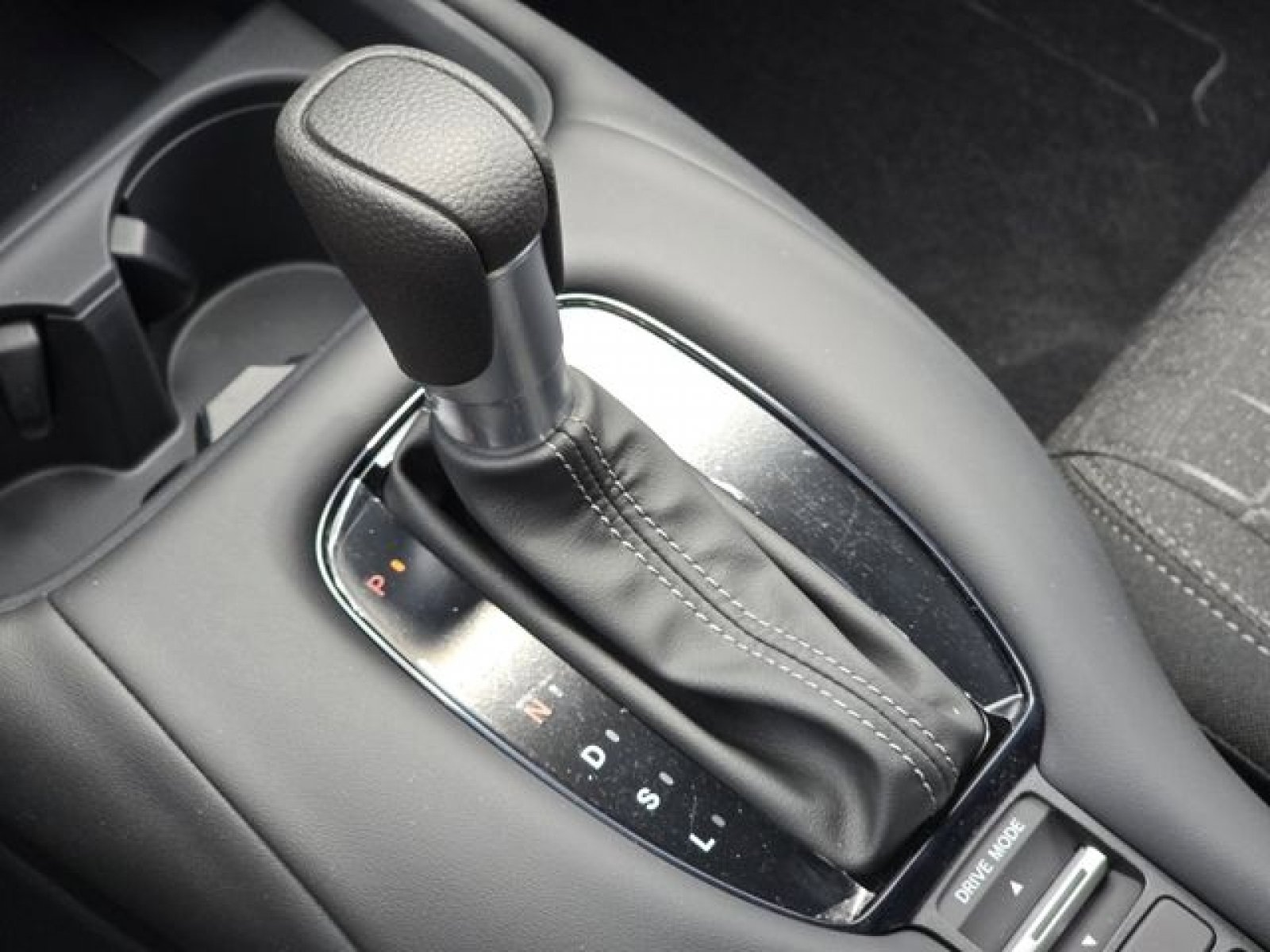 New 2026 Honda HR-V LX image 19