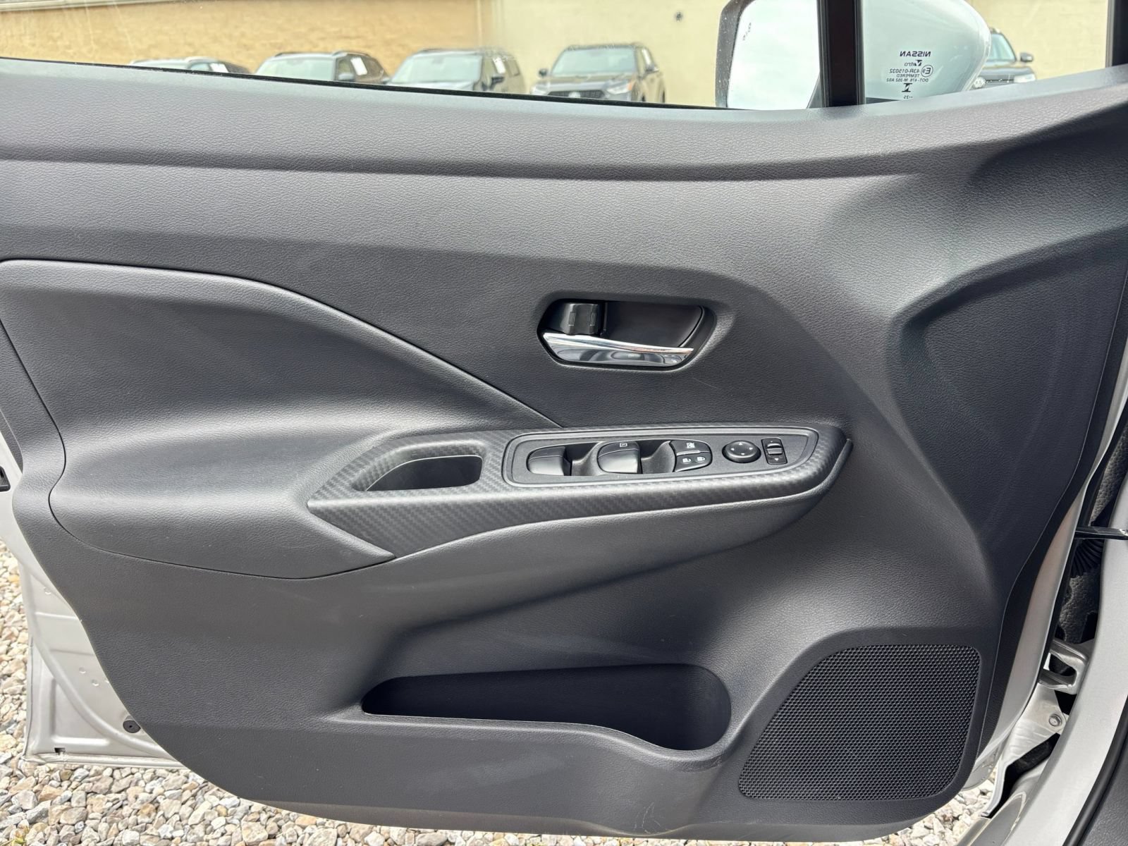 Used 2025 Nissan Versa SV FWD image 18