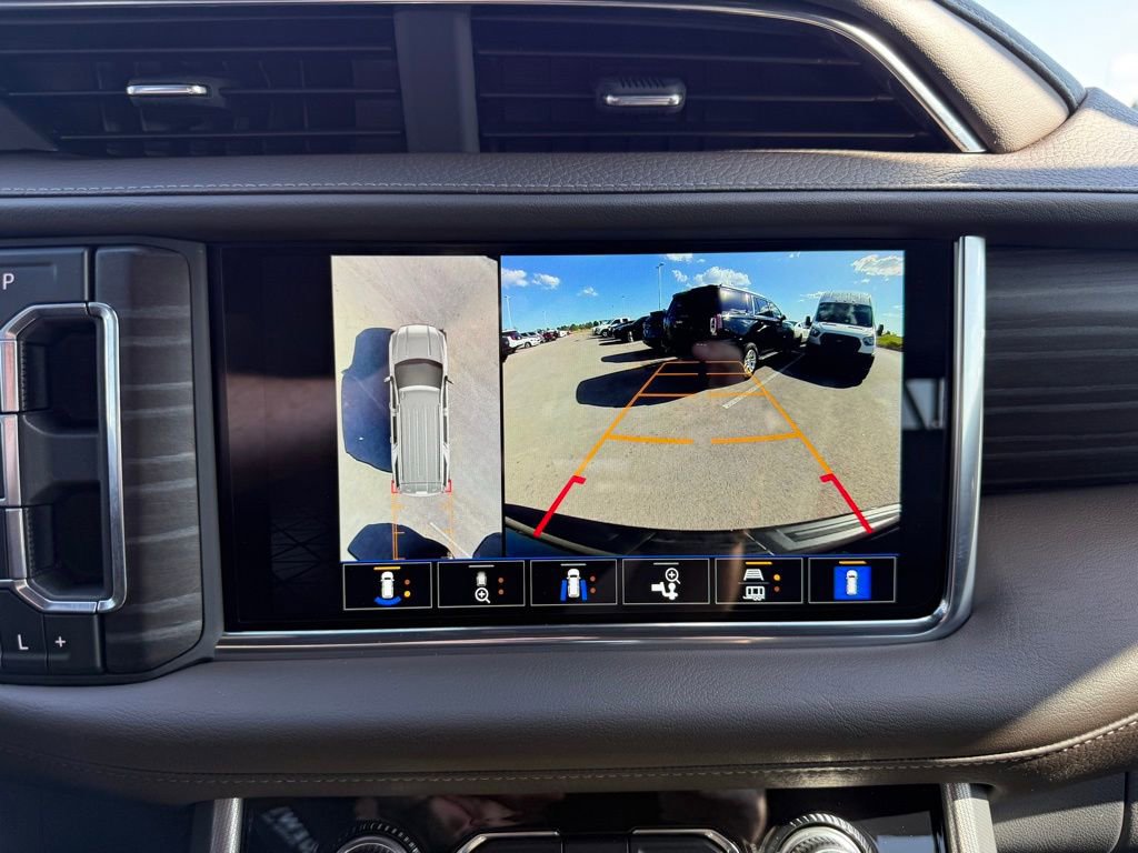 Used 2023 GMC Yukon Denali AWD/4WD image 29
