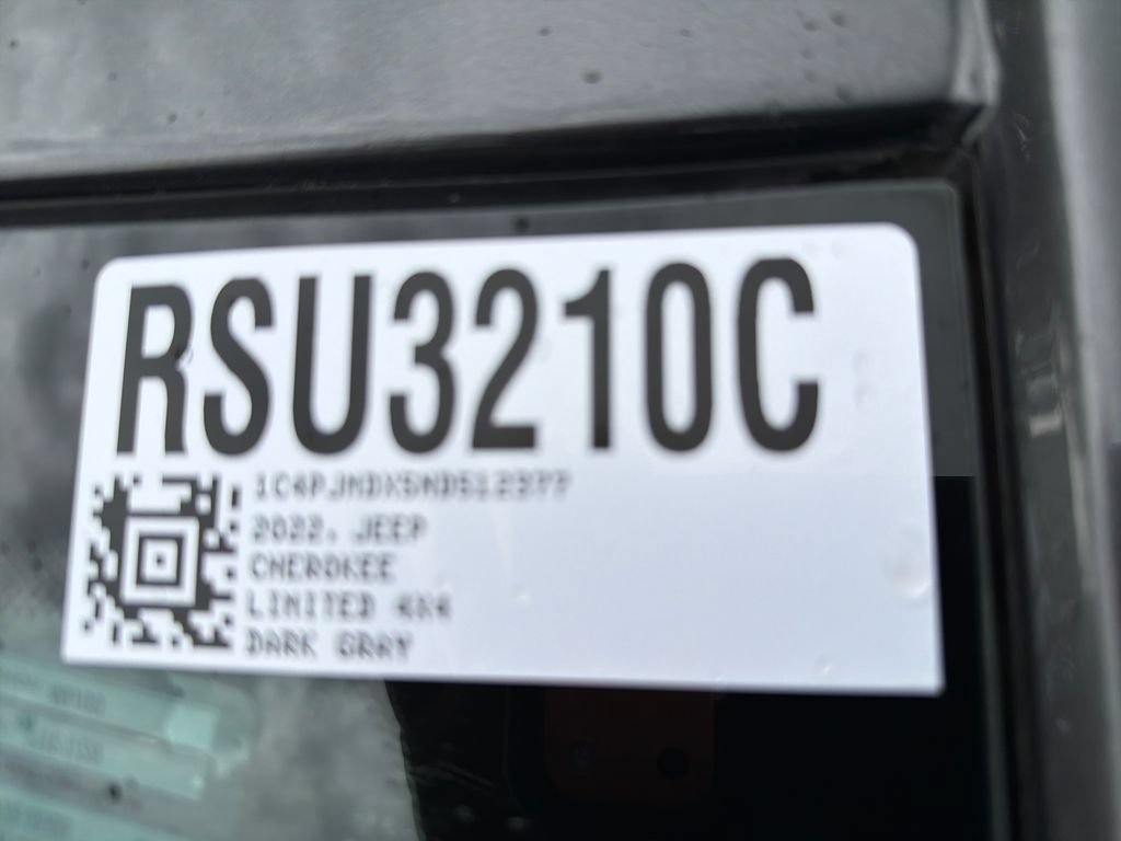 Used 2022 Jeep Cherokee Limited AWD/4WD image 56