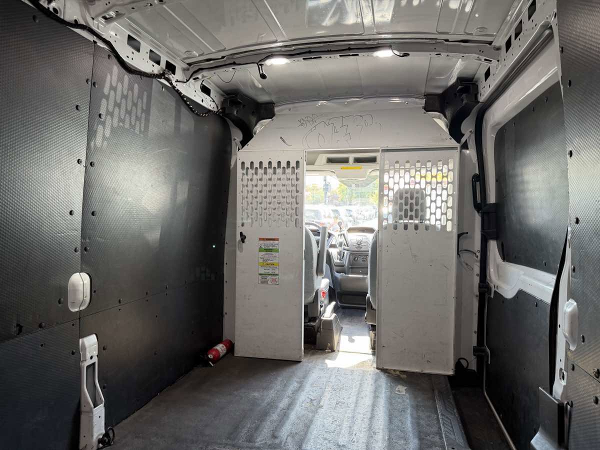 Used 2019 Ford Transit 150 148 Medium Roof RWD image 19