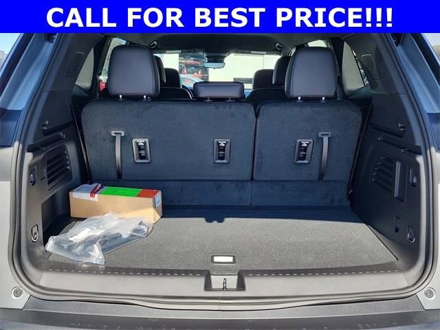 New 2026 GMC Acadia Elevation w/ Super Cruise Package image 7