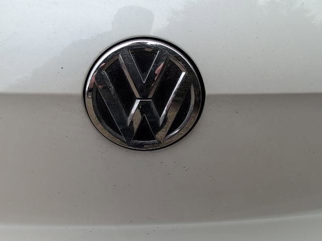 Used 2018 Volkswagen Golf R DCC & Navigation 4Motion image 9