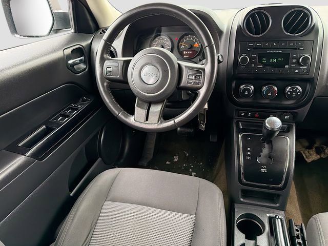 Used 2016 Jeep Patriot Latitude image 19