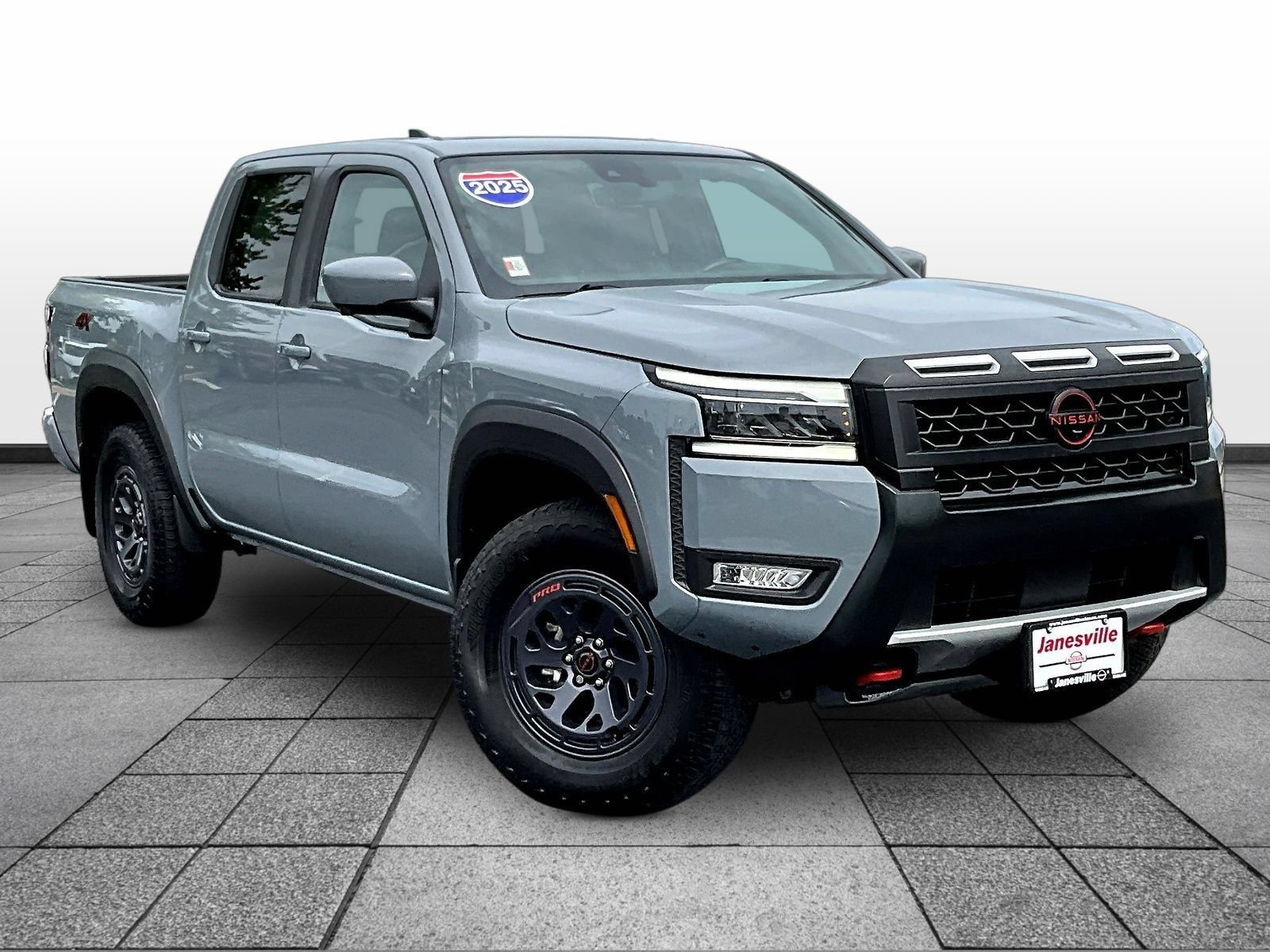 Certified 2025 Nissan Frontier PRO-4X w/ Pro Premium Package AWD/4WD image 1