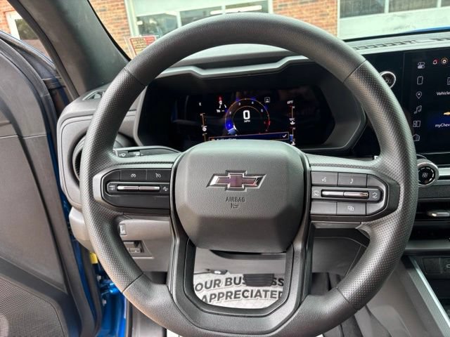 Used 2023 Chevrolet Colorado Trail Boss w/ LPO, Dark Essentials Package AWD/4WD image 24