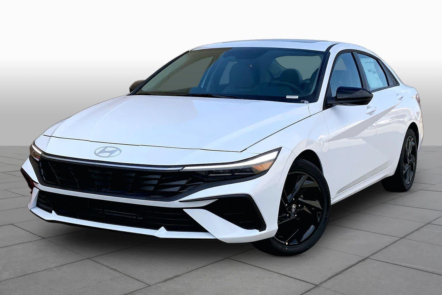 New 2026 Hyundai Elantra SEL Sport FWD image 1
