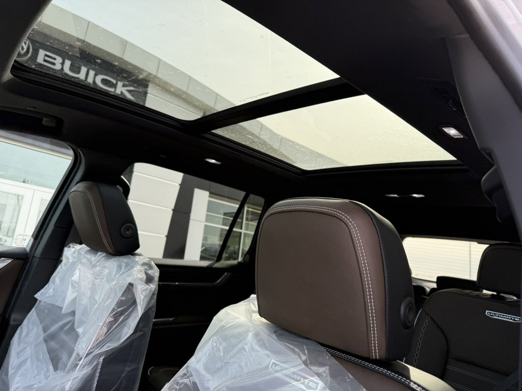 New 2026 GMC Acadia Denali Ultimate w/ LPO, Floor Liner Package image 10