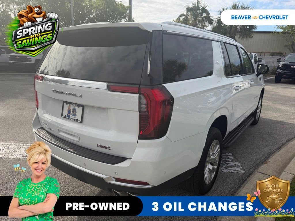 Used 2025 GMC Yukon XL Denali image 4
