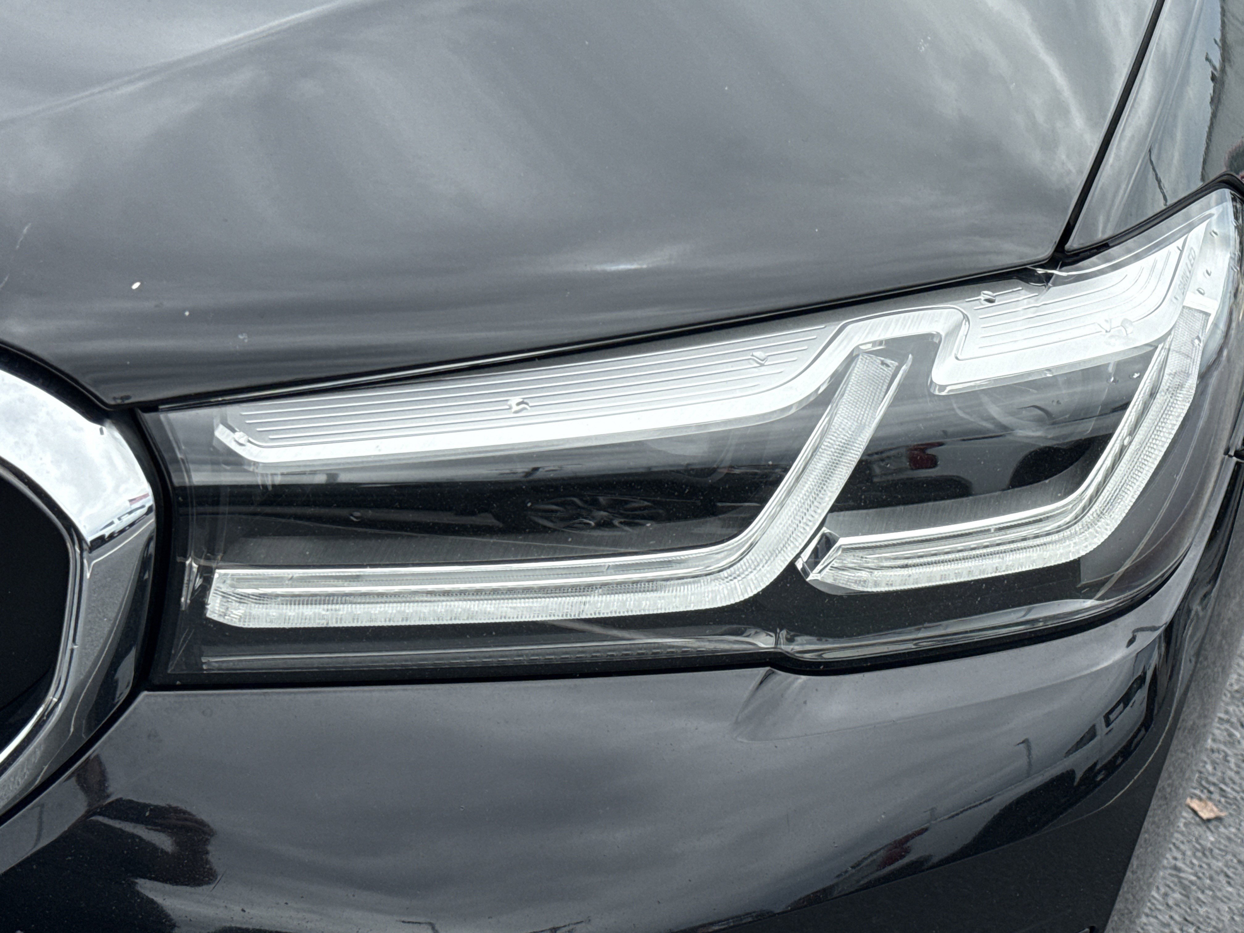 Used 2021 BMW 530i w/ Premium Package RWD image 6