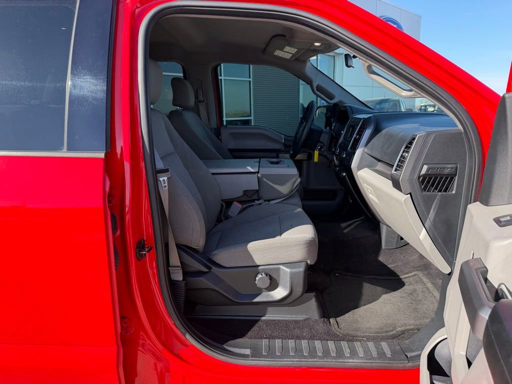 Used 2017 Ford F150 XLT image 30