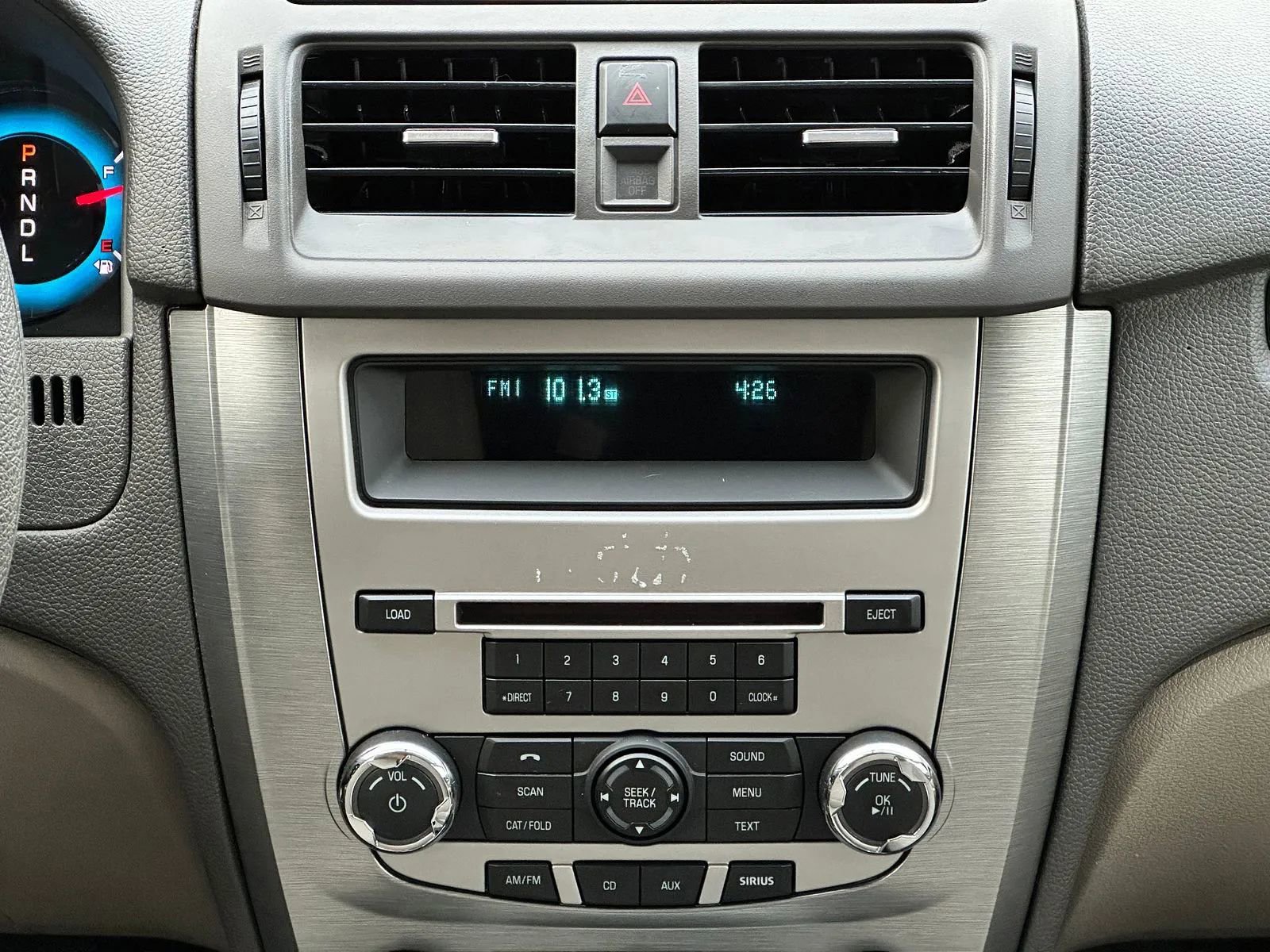 Used 2010 Ford Fusion SE FWD image 14