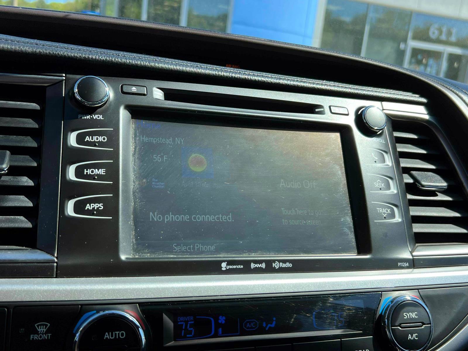 Used 2016 Toyota Highlander Plus AWD/4WD image 26
