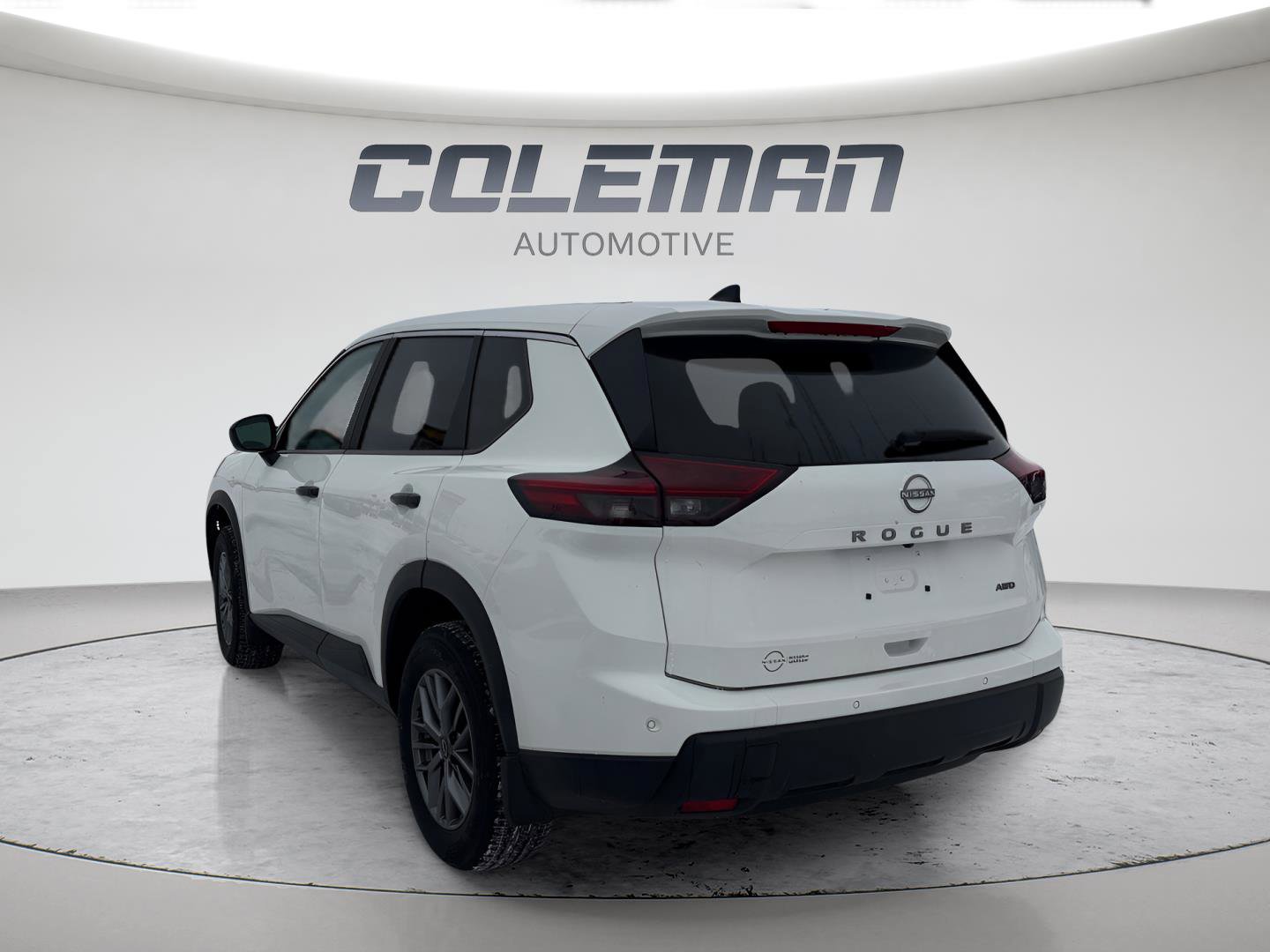 Used 2026 Nissan Rogue S image 3