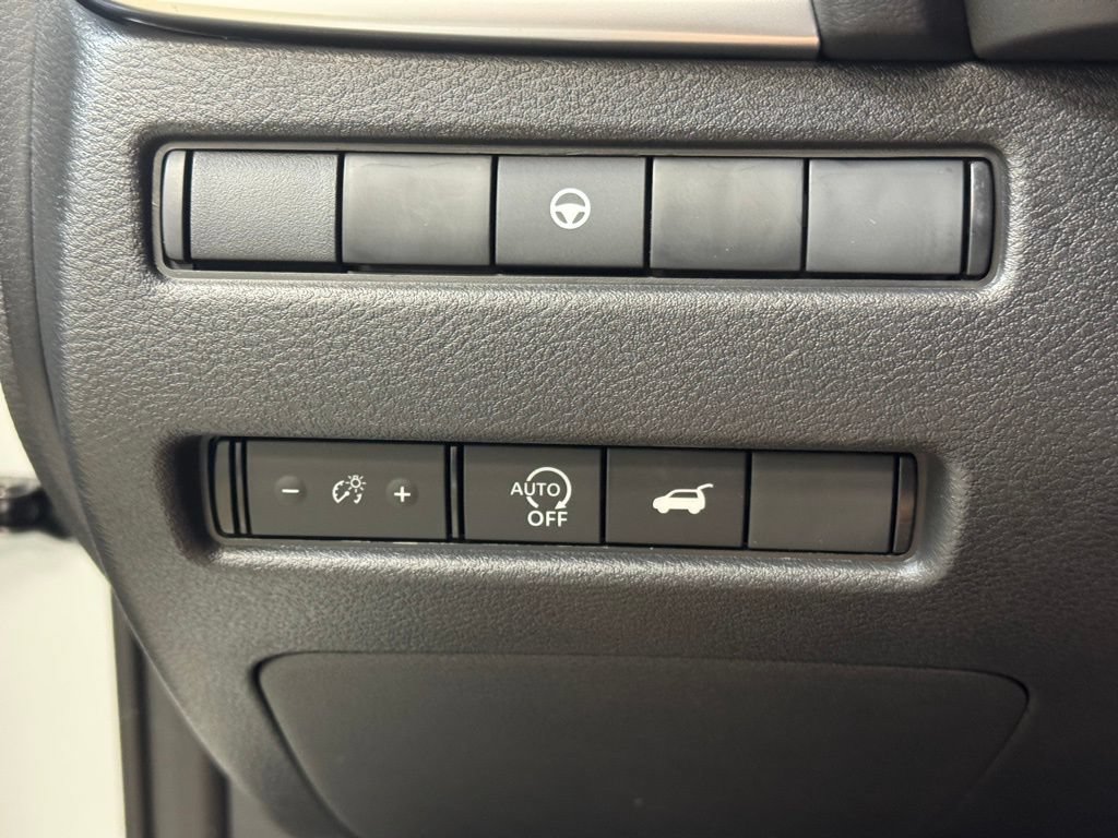 New 2026 Nissan Rogue SV AWD/4WD image 28
