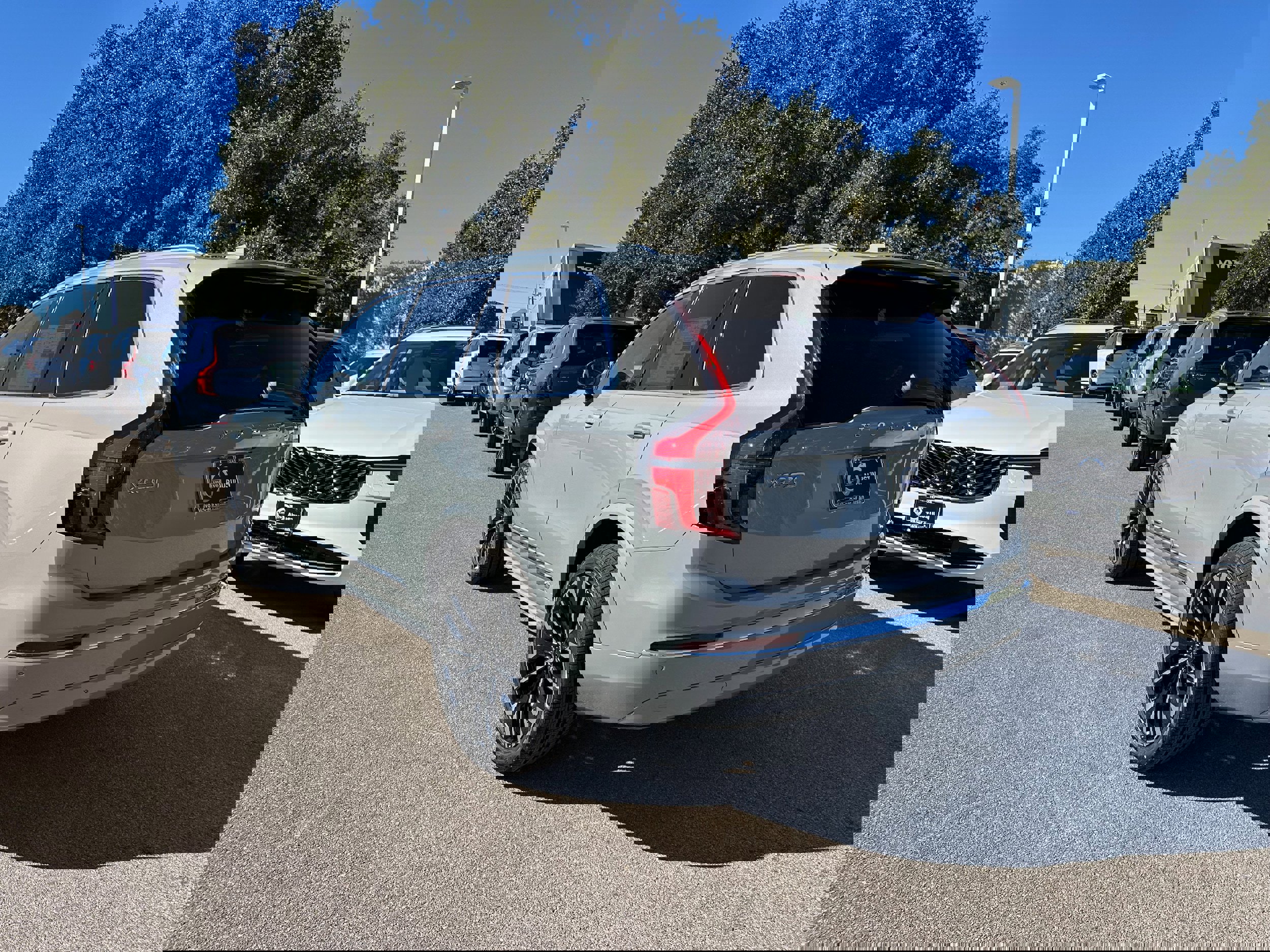 New 2026 Volvo XC90 B5 Core image 4