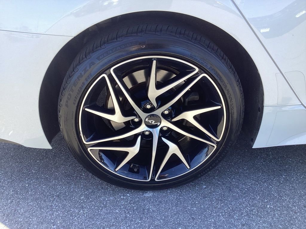 Certified 2022 Kia Stinger GT-Line AWD/4WD image 9
