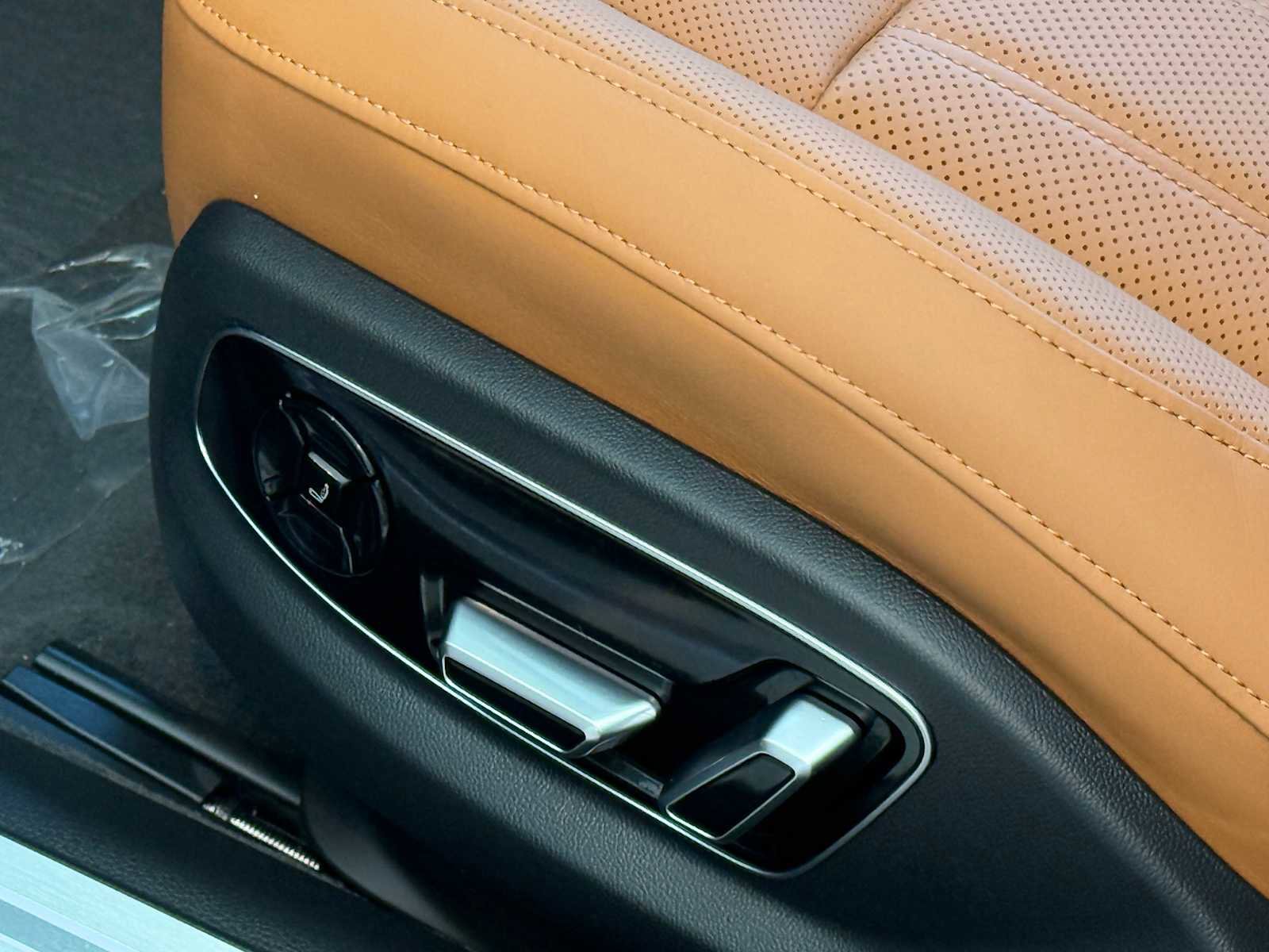 New 2025 Audi A8 L 3.0T image 22