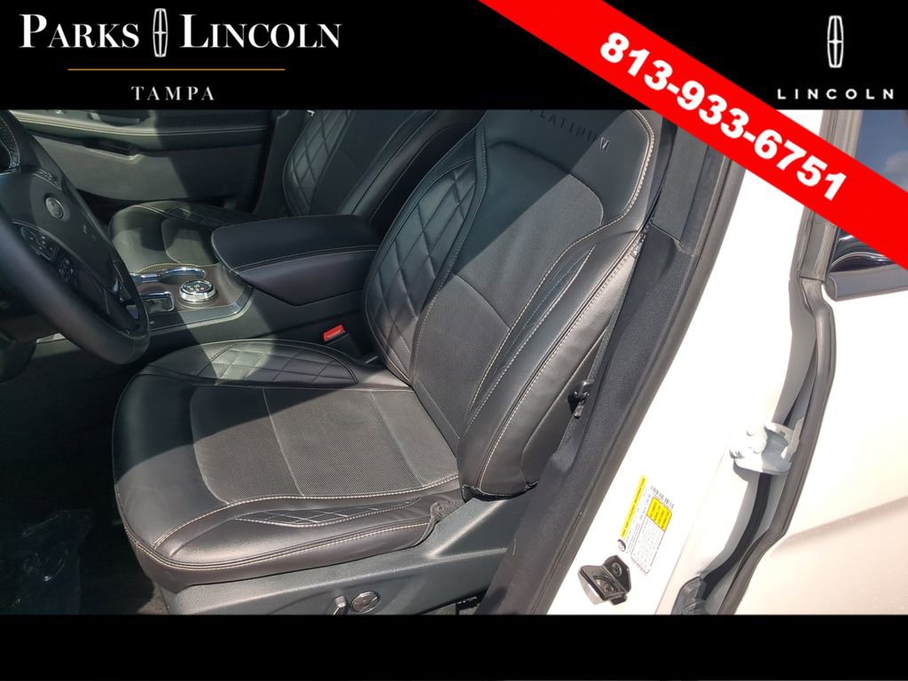 Used 2018 Ford Explorer Platinum image 20
