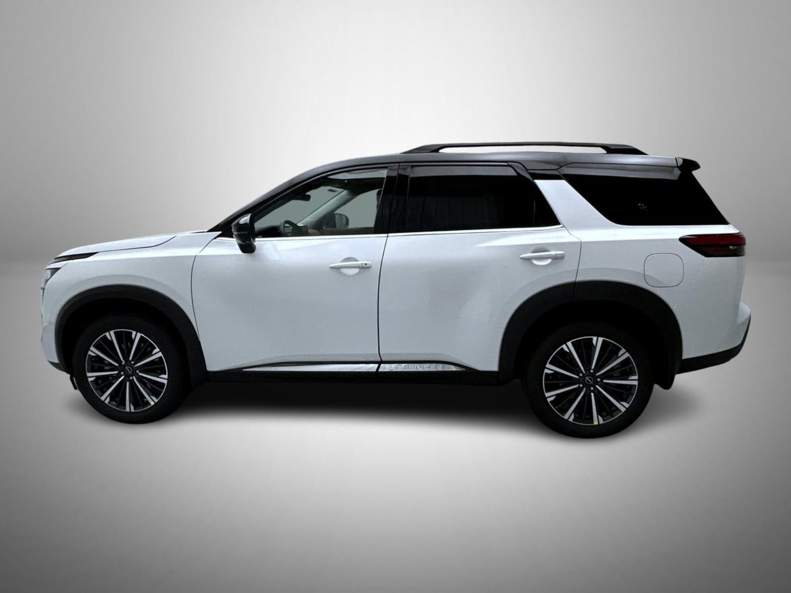 New 2026 Nissan Pathfinder Platinum AWD/4WD image 8