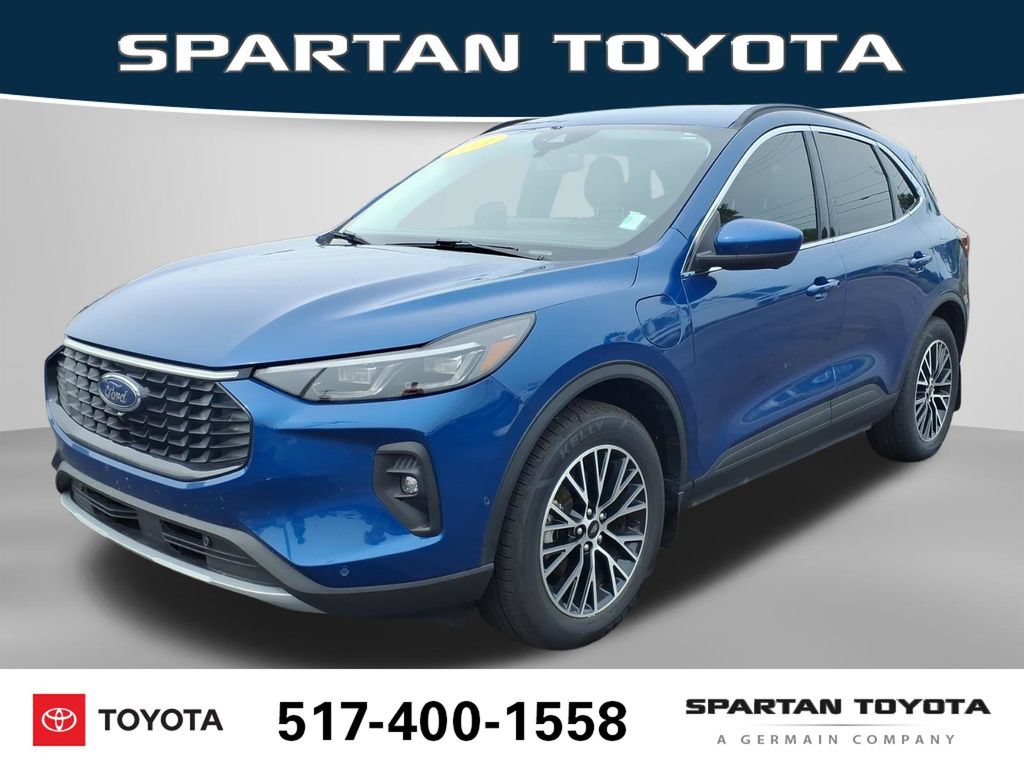 Used 2023 Ford Escape SE w/ PHEV Premium Package FWD image 1