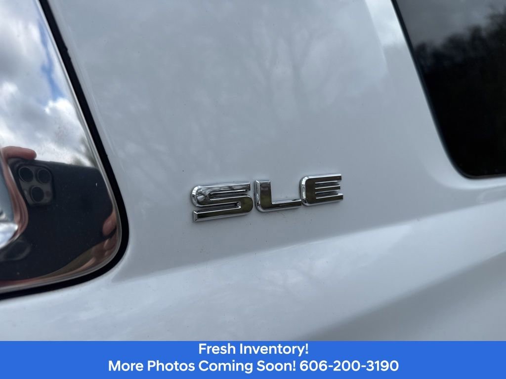 Used 2016 GMC Yukon SLE w/ Convenience Package image 8