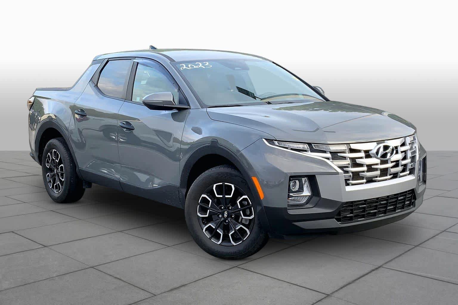 Used 2023 Hyundai Santa Cruz SEL AWD/4WD image 3