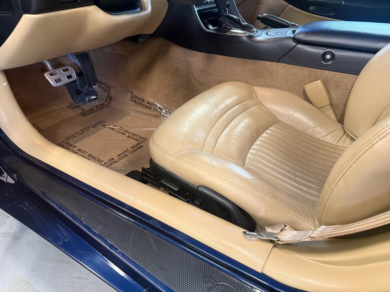 Used 2000 Chevrolet Corvette Convertible image 31