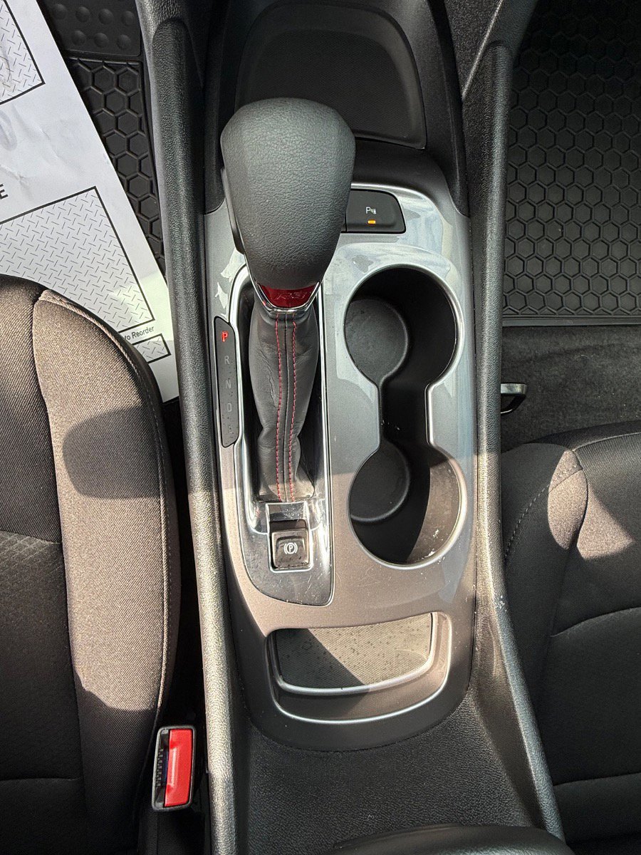 Used 2025 Chevrolet Malibu RS image 23