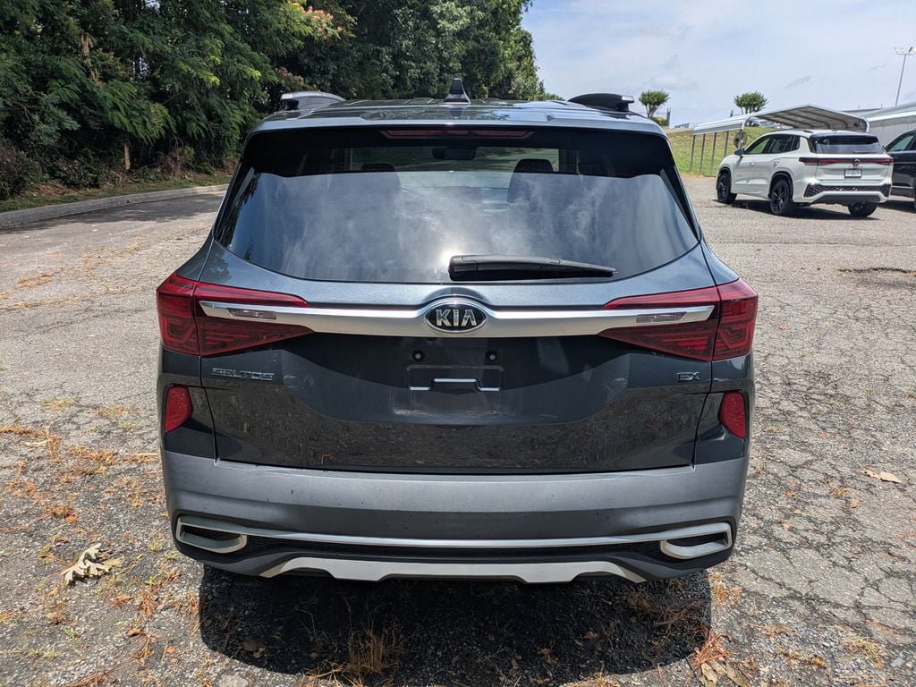 Used 2021 Kia Seltos EX AWD/4WD image 5