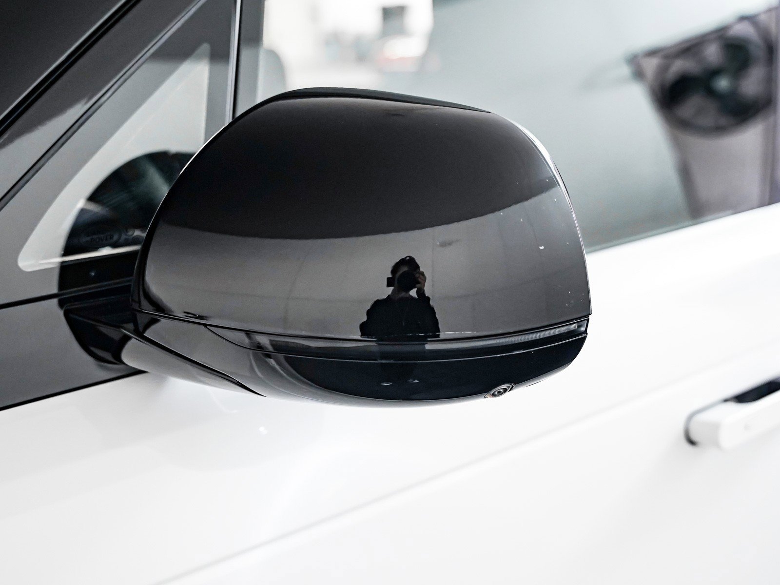 Used 2025 Land Rover Range Rover Sport Dynamic SE image 21