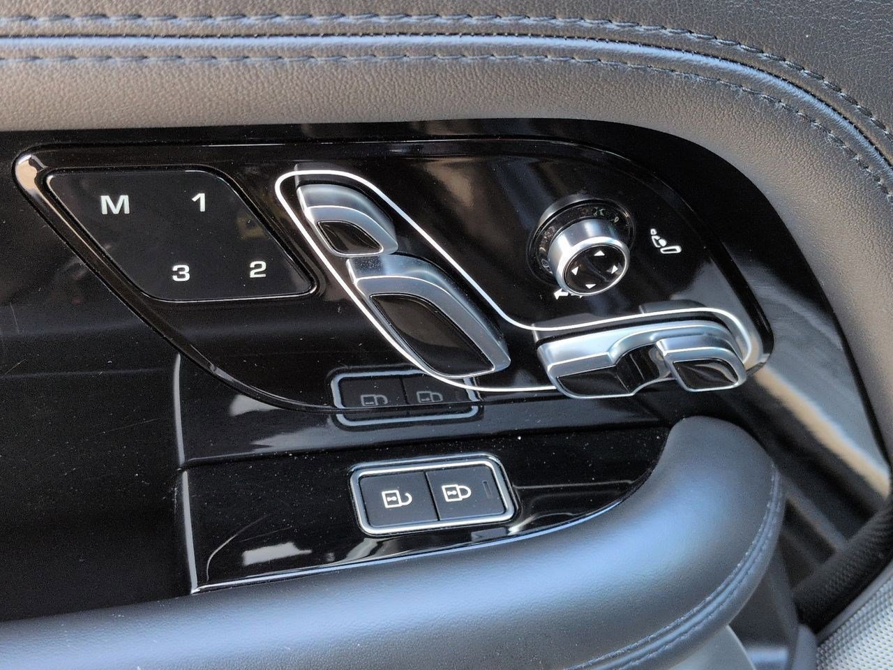 Used 2021 Land Rover Range Rover P525 Westminster Edition AWD/4WD image 21