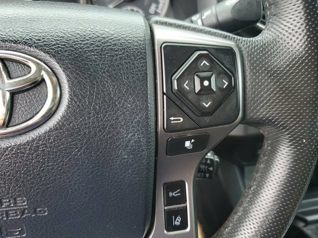 Used 2019 Toyota Tacoma SR5 w/ SR5 Appearance Package (SM) AWD/4WD image 13
