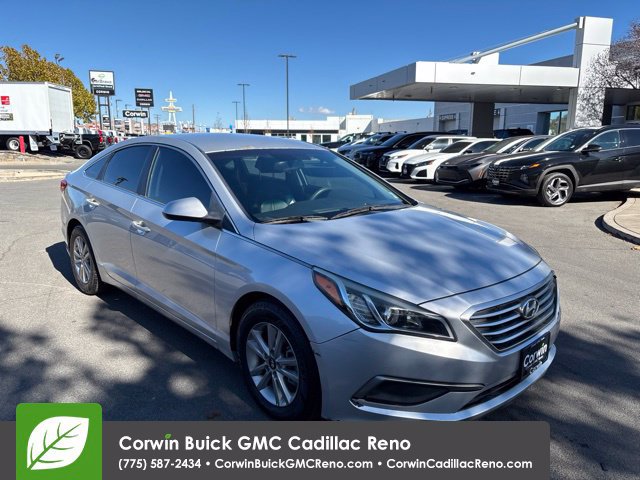 Used 2016 Hyundai Sonata SE FWD image 4