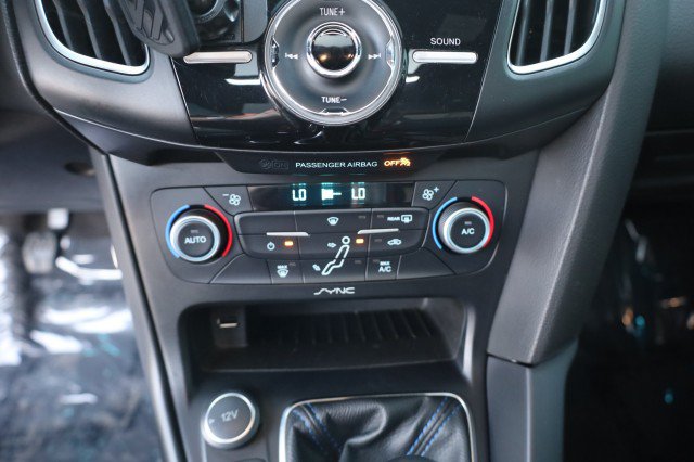 Used 2017 Ford Focus ST w/ Equipment Group 401A FWD image 33