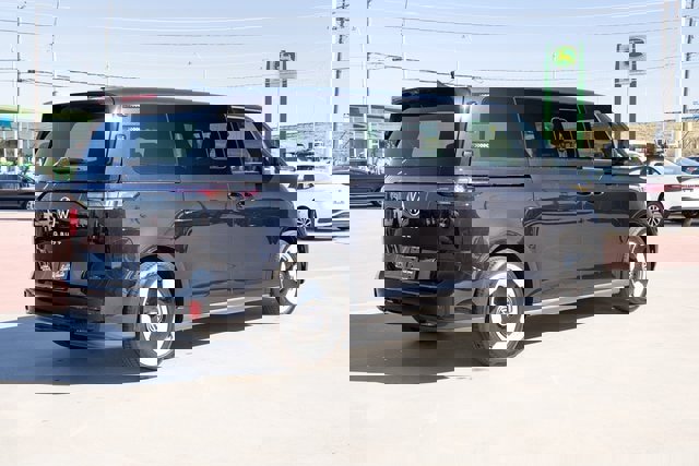 New 2025 Volkswagen ID. Buzz Pro S image 6