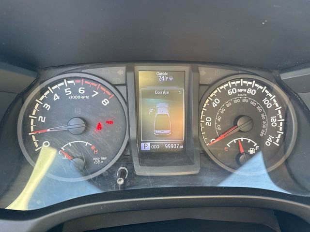 Used 2019 Toyota Tacoma SR image 16