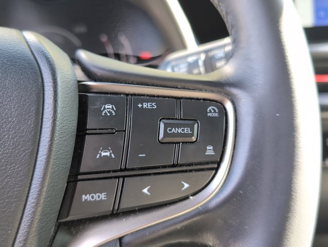 Used 2025 Lexus UX 300h FWD image 16