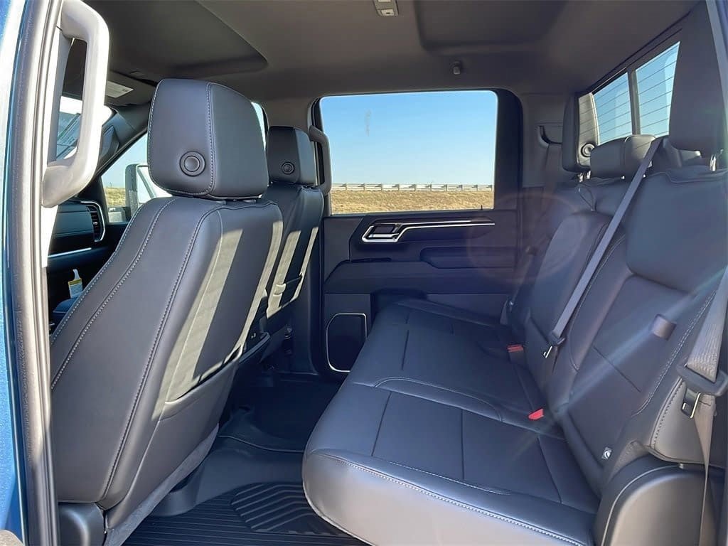 New 2025 Chevrolet Silverado 2500 LT w/ Trail Boss Package image 12