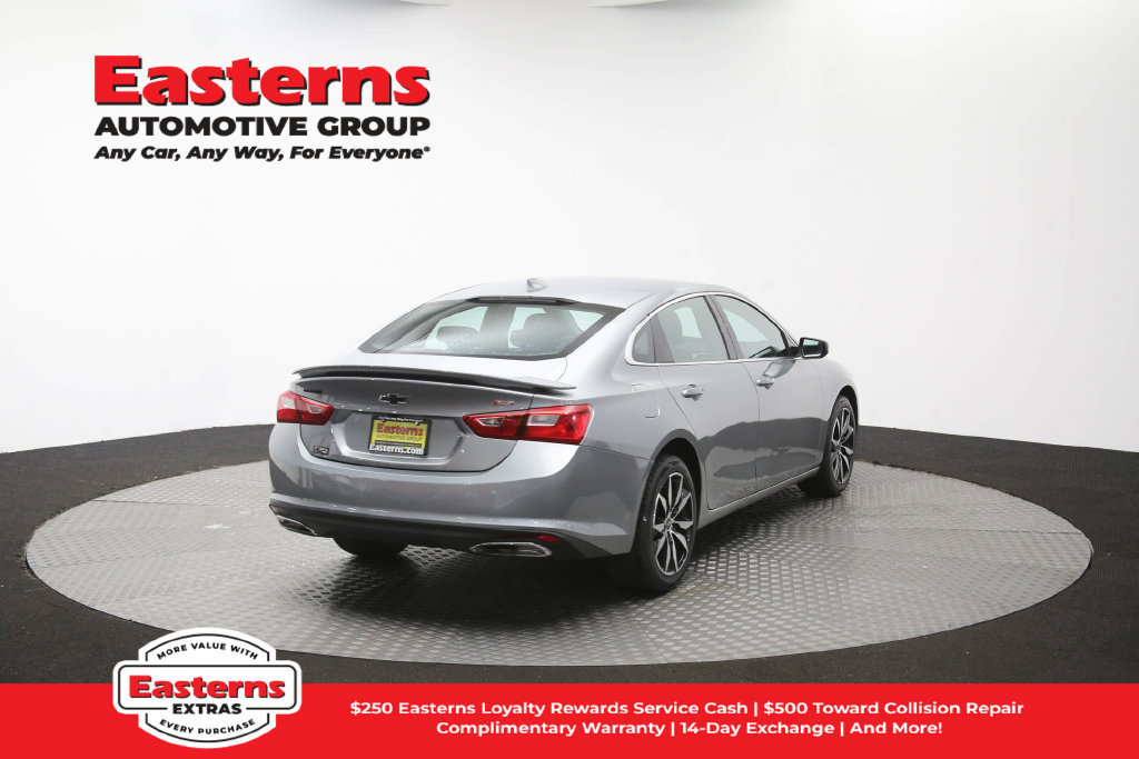 Used 2024 Chevrolet Malibu RS FWD image 39