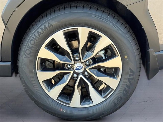 New 2025 Subaru Outback Touring image 7