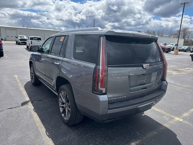 Used 2020 Cadillac Escalade Premium Luxury w/ Escalade Sport Edition AWD/4WD image 5
