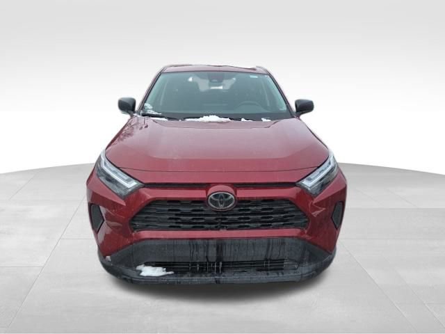 Used 2024 Toyota RAV4 LE image 9